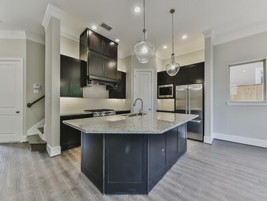 1715 Waterbury Way, Houston, TX 77055 - photo 3