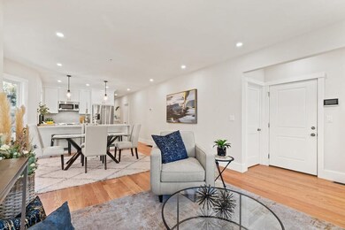 32 Cambridge Terrace unit 2, Cambridge, MA 02140 - photo 6