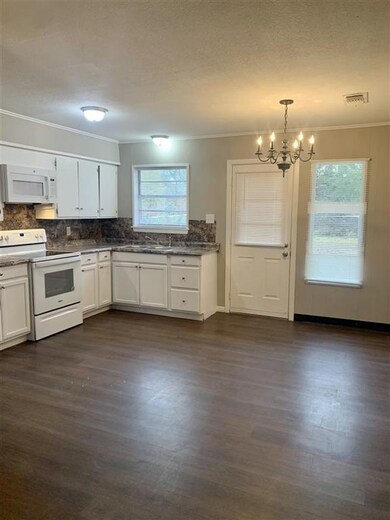 2201 Handley St, Texarkana, TX 75501 - photo 6