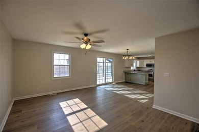 412 E Kennedy St, Maroa, IL 61756 - photo 4