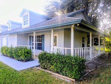 819 Cindy Circle Ln unit Apartment, Wellington, FL 33414 - photo 4