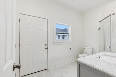 Primary Bath -Backyard Access