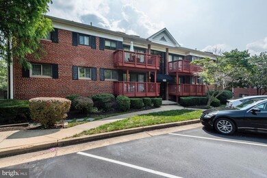 103 Skyhill Rd unit 8, Alexandria, VA 22314 - photo 2