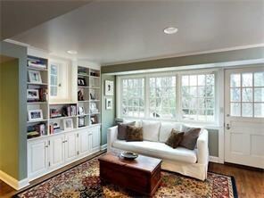 Sunroom that opens up into the kitchen
