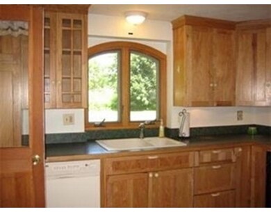 27 Van Meter Dr, Amherst, MA 01002 - photo 5