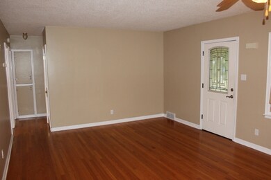 2004 Gladiola Ct, Manhattan, KS 66502 - photo 4