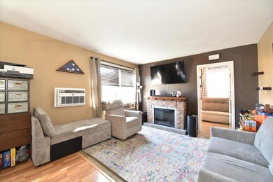 251-5 71st Rd unit 5, Bellerose, NY 11426 - photo 2