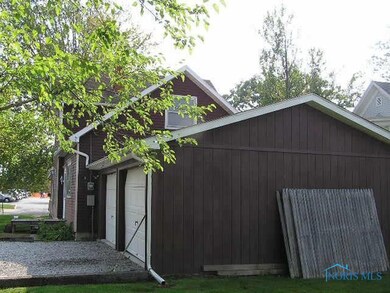 Attached Garage
