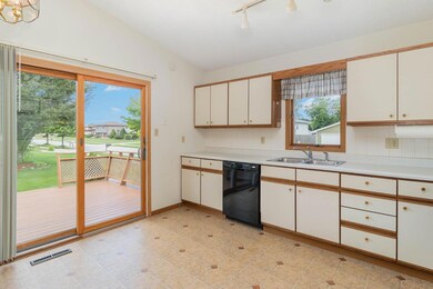 2702 Morningside Dr, Crown Point, IN 46307 - photo 6