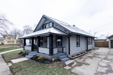 416 Hendricks St, Anderson, IN 46016 - photo 3