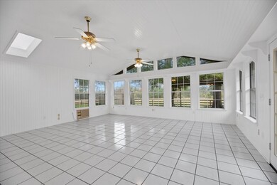 207 Hilltop Loop, Lufkin, TX 75904 - photo 2