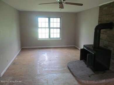 370 Harrison Cir, Mount Washington, KY 40047 - photo 4