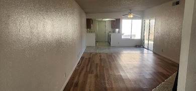 593 W Alamos Ave, Clovis, CA 93612 - photo 3