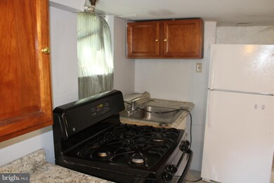 5309 Sipple Ave, Baltimore, MD 21206 - photo 4