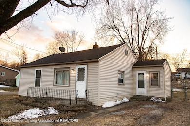 4000 Burchfield Dr, Lansing, MI 48910 - photo 2