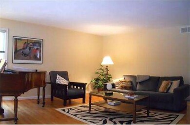 487 Old Farm Rd, Amherst, MA 01002 - photo 3