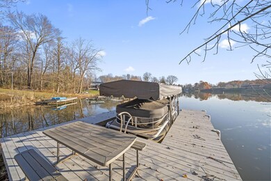 50-web-or-mls-A7409839