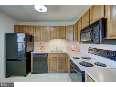 3201 Danbury Ct unit 199, Yardley, PA 19067 - photo 6