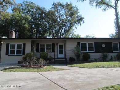 4847 Ducheneau Dr, Jacksonville, FL 32210 - photo 2