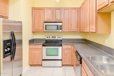 010-7053 Snowy Canyon Dr Unit 103- FULL