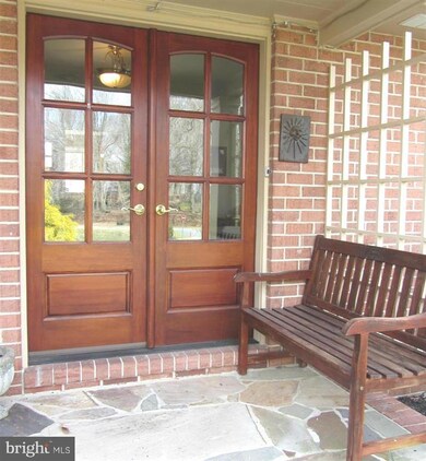 901 Huntsman Rd, Towson, MD 21286 - photo 2