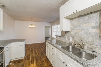 020-photo-kitchen-13728447
