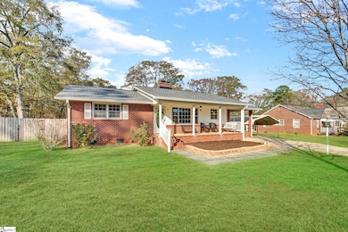 26 Parker St, Williamston, SC 29697 - photo 3