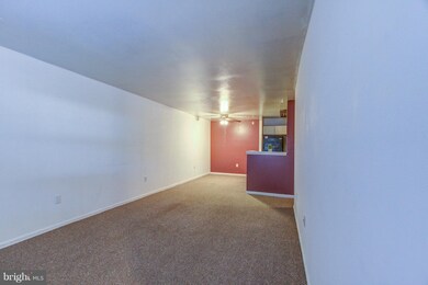 1334 W Wyomissing Ct unit K, Reading, PA 19609 - photo 2