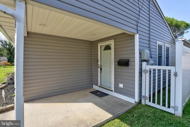 2428 Zion Rd, Halethorpe, MD 21227 - photo 5