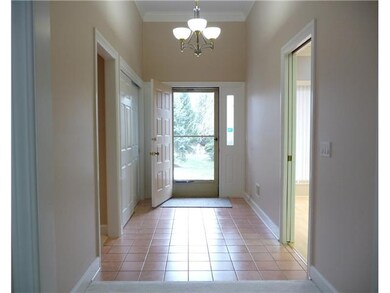 Foyer Separate foyer with double closet