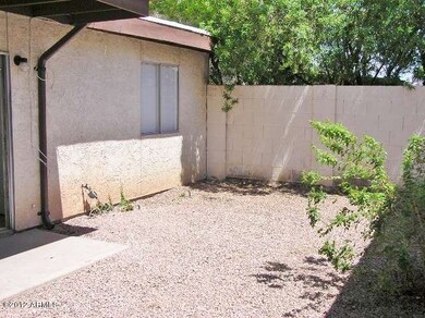 563 E Royal Palms Dr, Mesa, AZ 85203 - photo 5