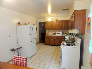 5530 W Parker Ave, Chicago, IL 60639 - photo 2