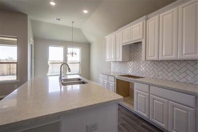 06_2103BlossomCrown_550_L