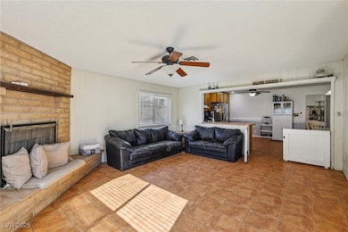 7247 Pleasant View Ave, Las Vegas, NV 89147 - photo 7