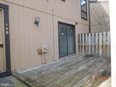 580 West Ct, Glen Burnie, MD 21061 - photo 3