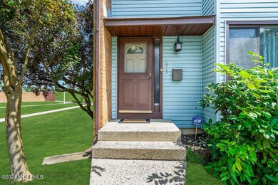 195 Canterbury Ct, East Windsor, NJ 08520 - photo 7