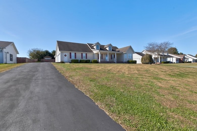 254 Shelton Way, Mount Sterling, KY 40353 - photo 3