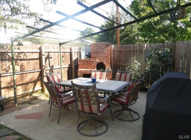 331 N 27th St, Allentown, PA 18104 - photo 3