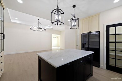 3310 Las Vistas Ln, Progreso Lakes, TX 78596 - photo 6