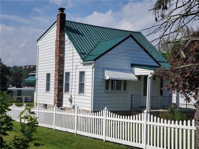 1670 Getty Ave, Indiana, PA 15701 - photo 2