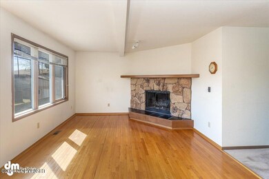 06-living room_IMG_1256