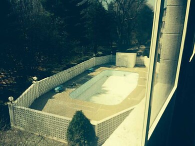 Swimming Pool/Hot Tub/Sauna.