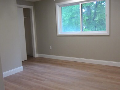 Spacious, new floors, new paint.
