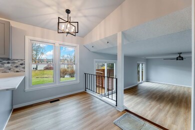 unlisted-address, Bolingbrook, IL 60440 - photo 7