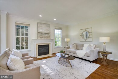 1158 Meadowlook Ct, Reston, VA 20194 - photo 4