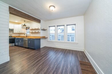 1248_Blakeslee_St_10