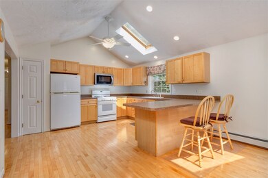 5 Durgin Dr, Newton, NH 03858 - photo 4