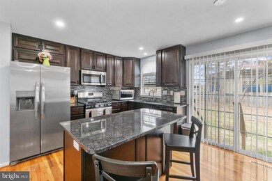 9808 Pheasant Run Ct, Laurel, MD 20708 - photo 4
