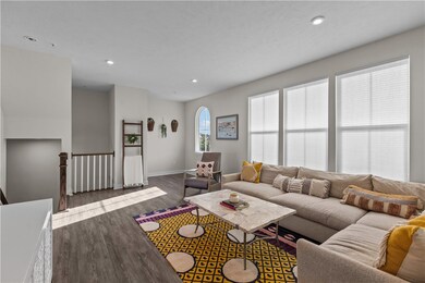 1210 Clear Springs Dr, Canonsburg, PA 15317 - photo 5