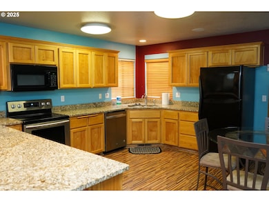 507 Littlewood Ln, Eugene, OR 97404 - photo 5